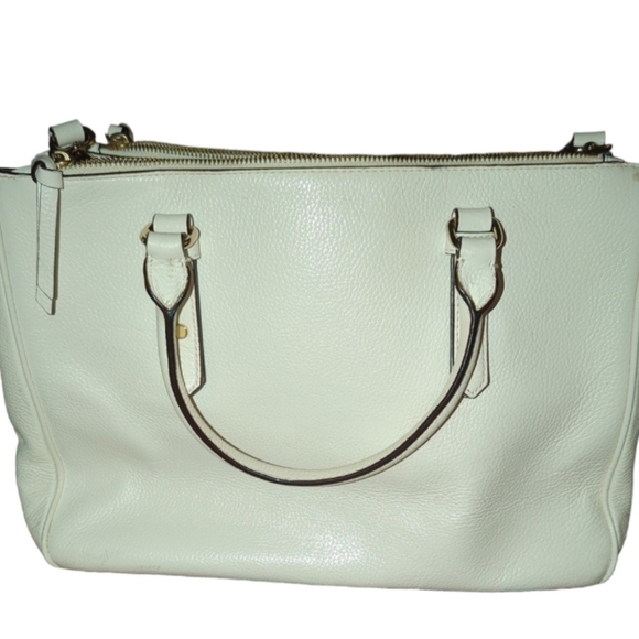 Elegant Shoulder Kate Spade Bag - Picture 2 of 15